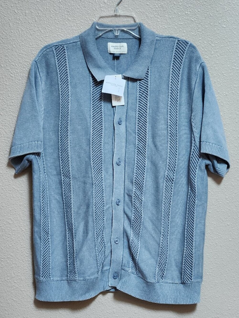 AMERICAN EAGLE Men's Garment-Washed Button-Up Short Sleeve Sweater - Medium NWT